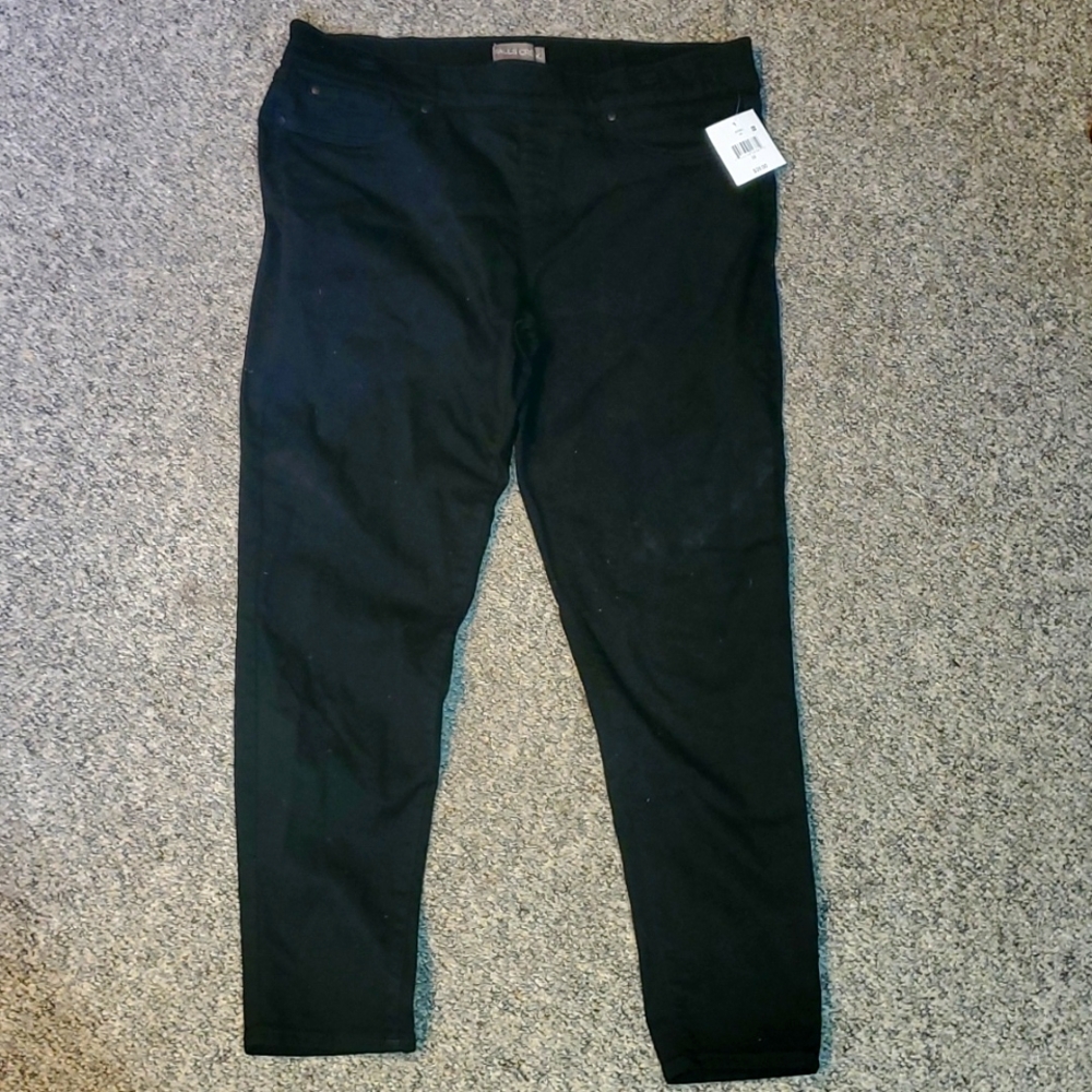 Falls Creek Black Jeggings 16